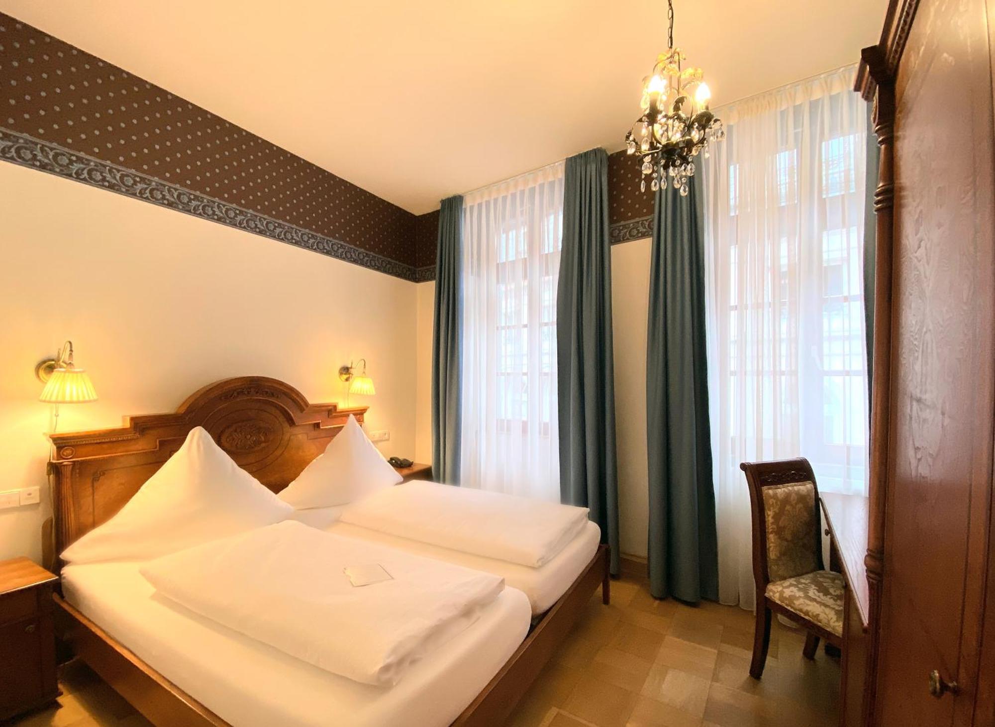 Hotel Rathausgloeckel